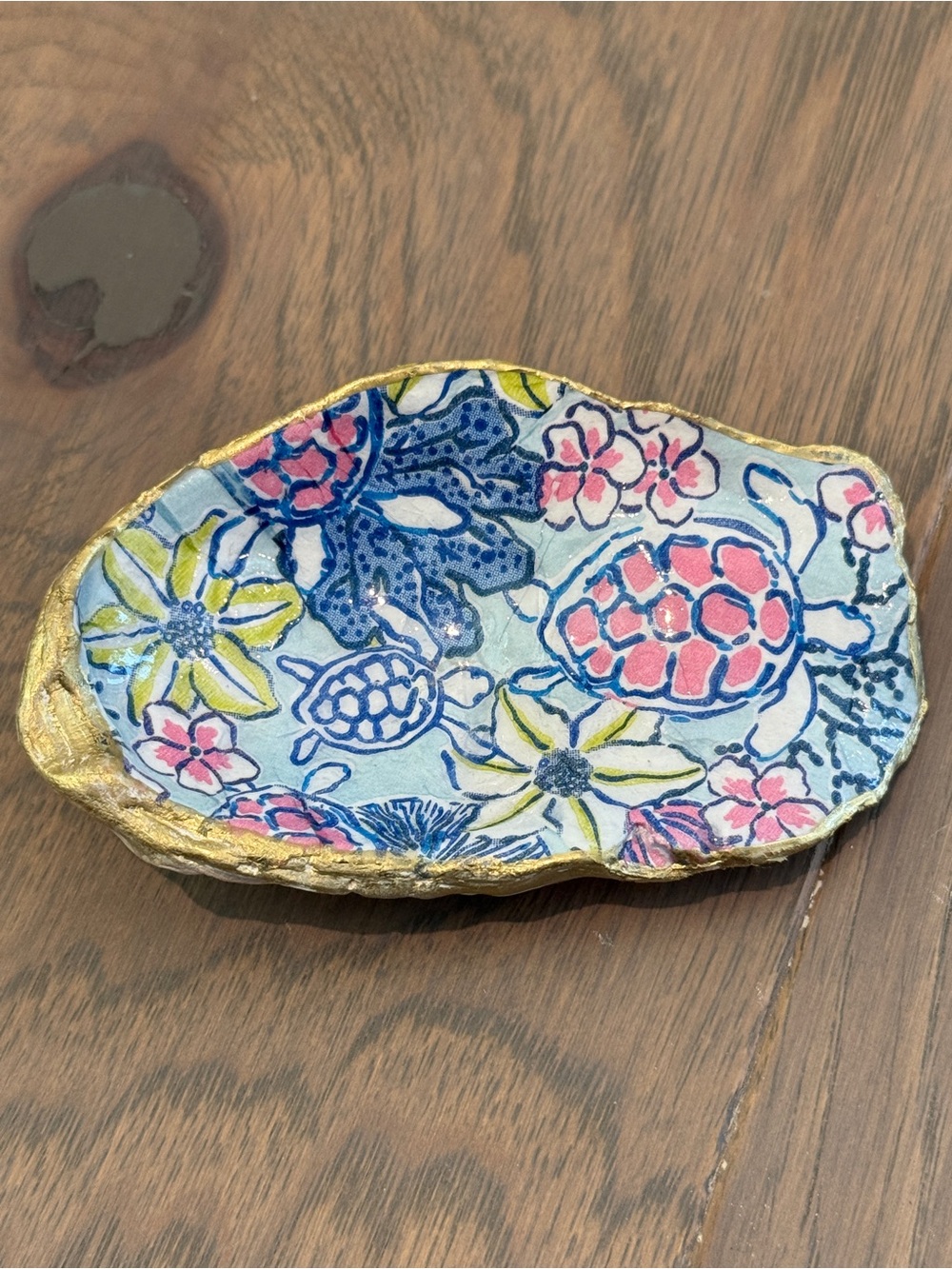 Handmade Resin Coated Oyster Shell Trinket/Jewelry Tray.